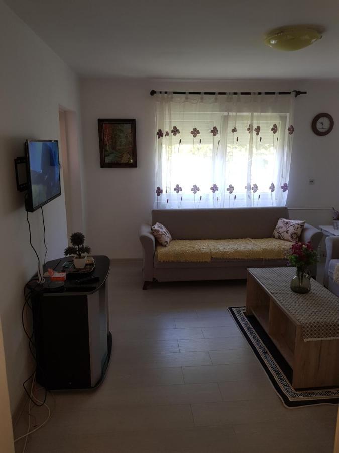 Apartman Venera Lägenhet Sarajevo Exteriör bild